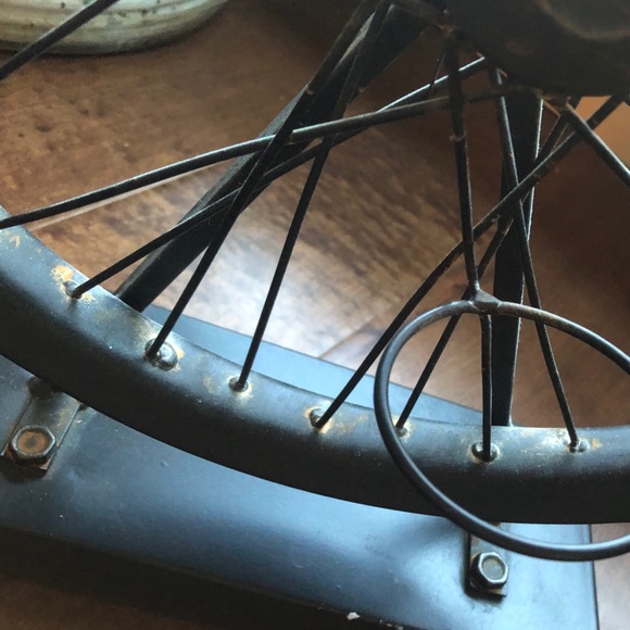 Industrial Art - Picture 4 of 5